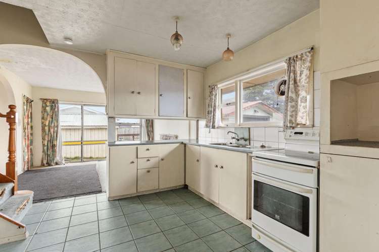 15 Rowan Avenue Aranui_1