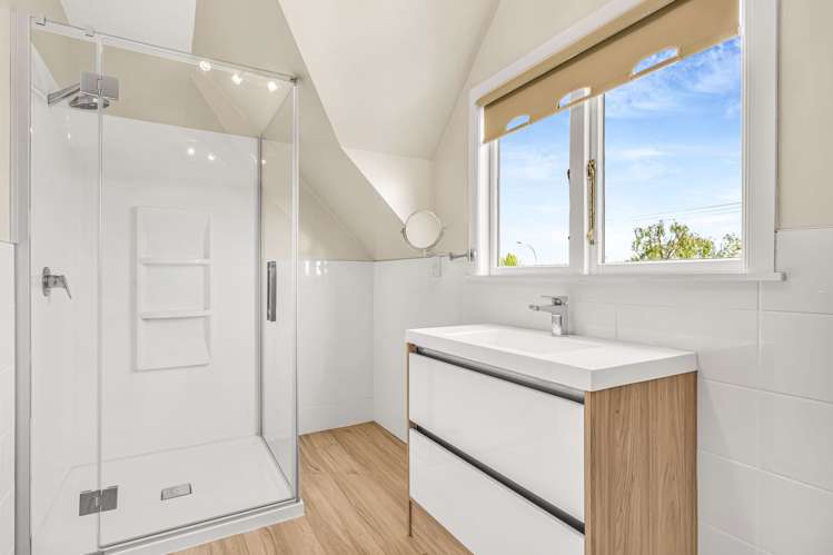 2 Hillplough Heights Richmond_22