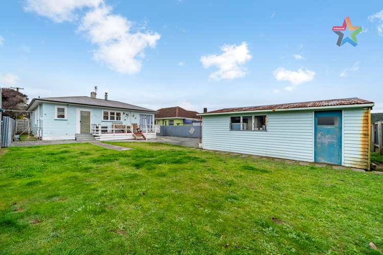 52 Russell Road Wainuiomata_19