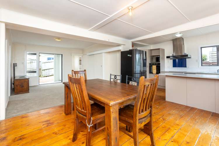 65 Brightside Road Stanmore Bay_6