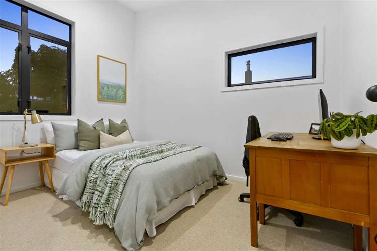 2/7 Braemar Road Castor Bay_11