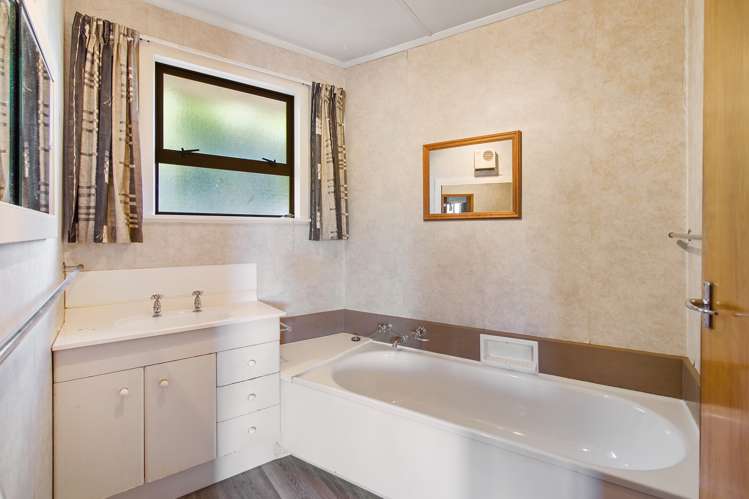 13a Andrew Street Marchwiel_9