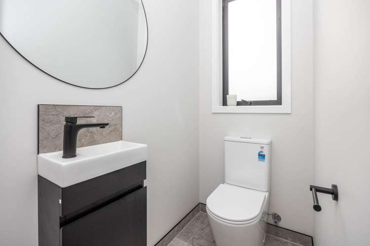 21 Halley Drive Chartwell_18
