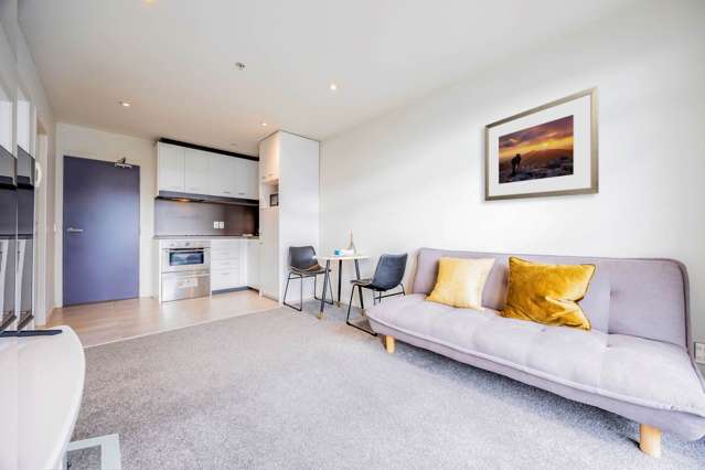 11C/32 Eden Crescent City Centre_4