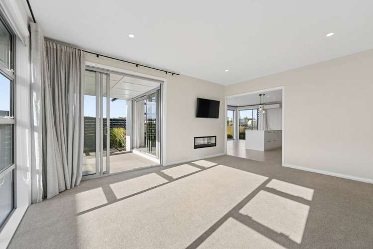 2 Colonial Drive Millwater_13