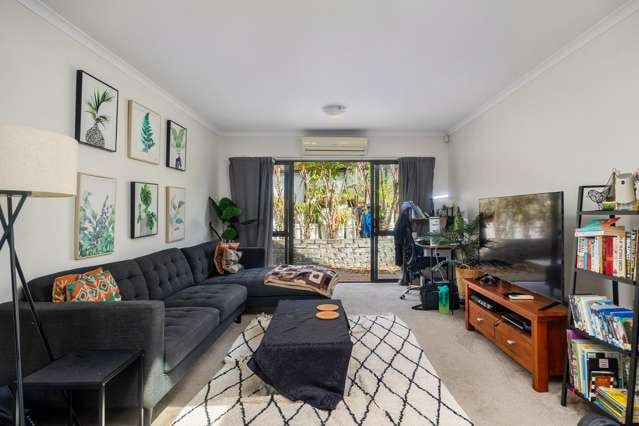 140/172 McLeod Road Te Atatu South_3