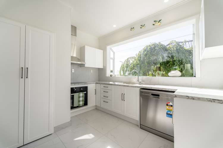 12 Roslyn Terrace West End_1