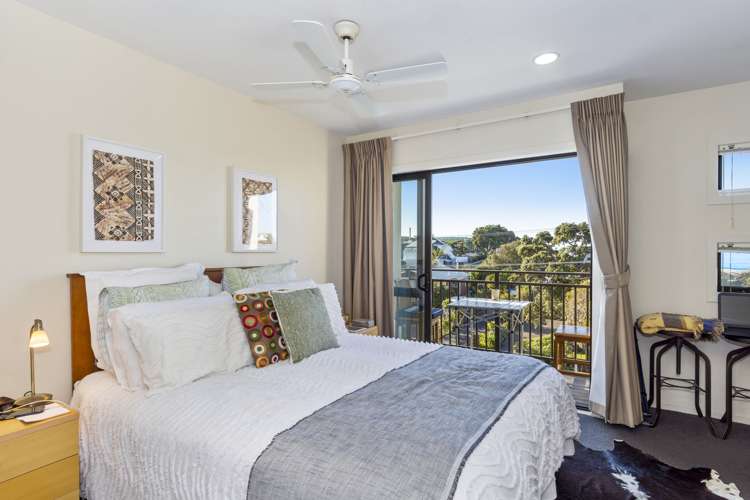 2/346 Oceanbeach Road Mount Maunganui_10