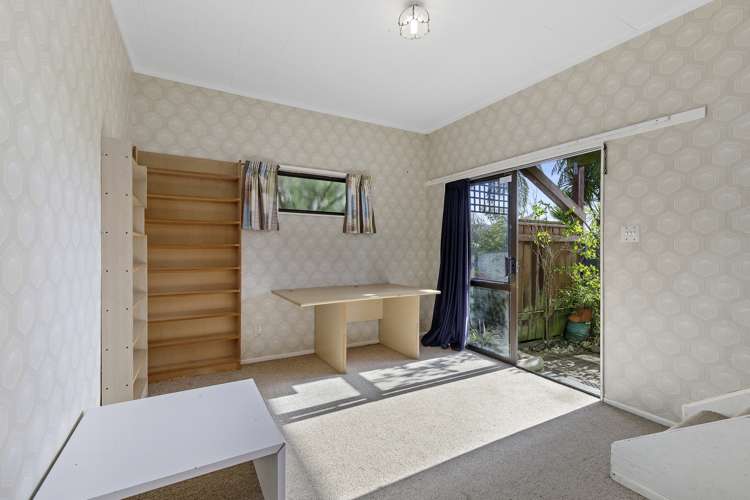 35 Dalton Grove Stokes Valley_18