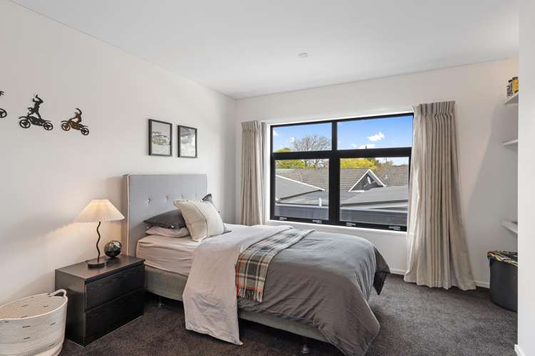 48 Office Road Merivale_16