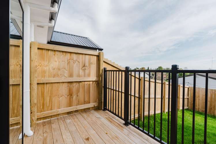 1/18 Church Road Pukete_13