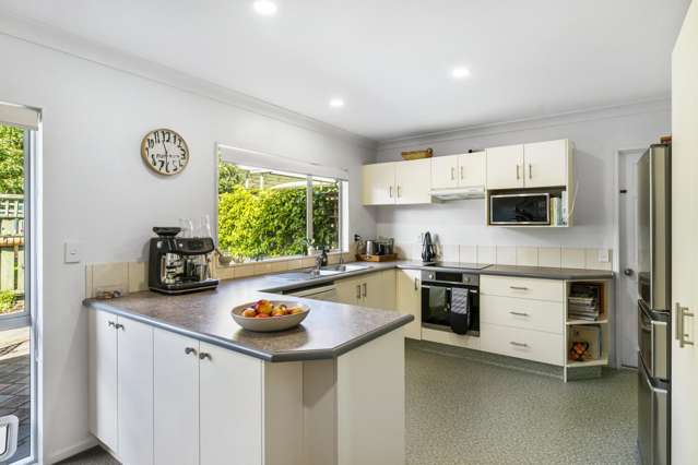 8/45 Kiddle Drive Hilltop_2