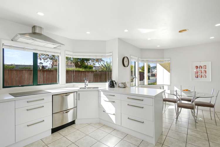 59 Hautana Street Woburn_5