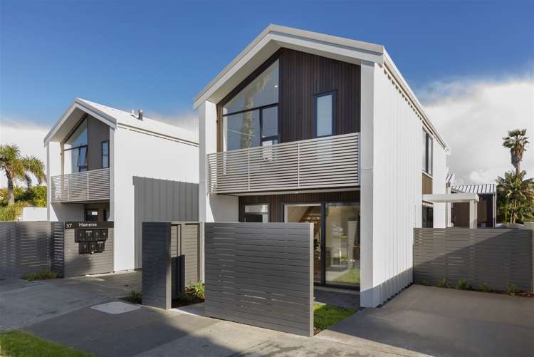 1/37 Hanene Street_0