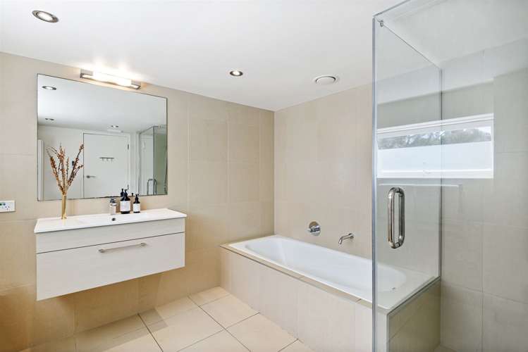 44 Tizard Road Birkenhead_21