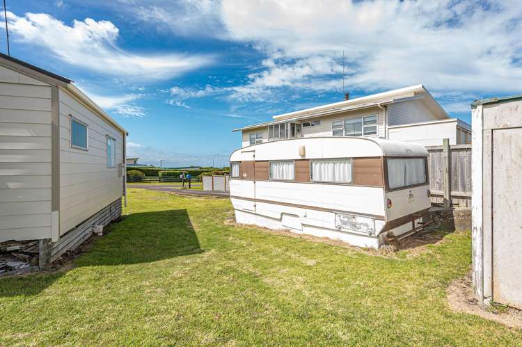 15 Nukumaru Parade Waiinu Beach_14