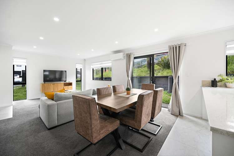 1 Oku Close Hillcrest_5