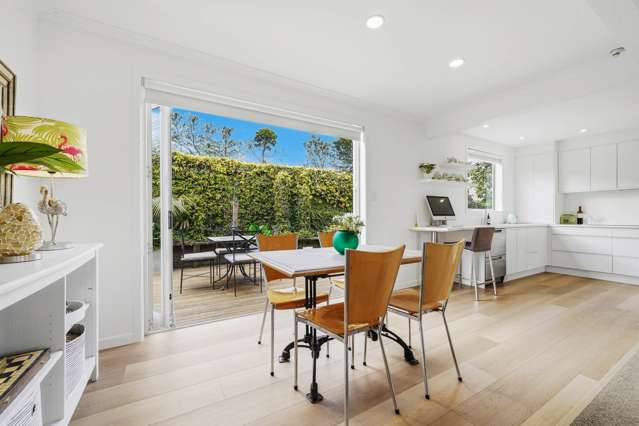 2/12 Philson Terrace Browns Bay_2