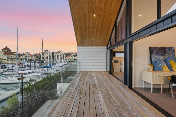 17 Rue d'Amarres Gulf Harbour_18