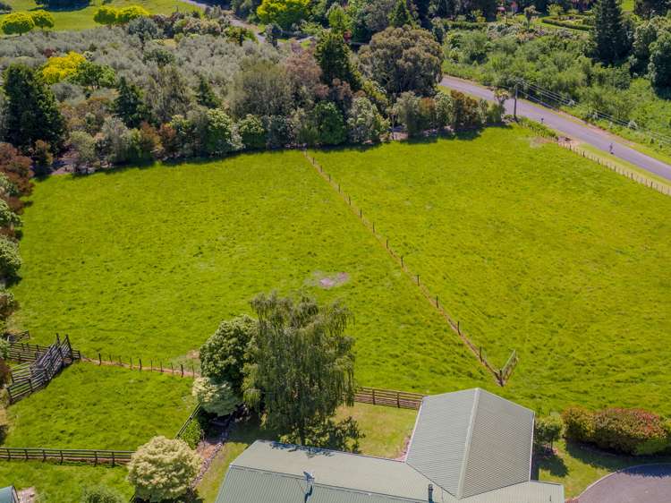 33 Tararua Drive Upper Plain_21