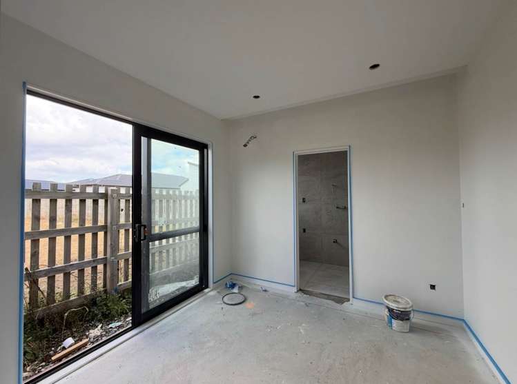 16 Furlough Road Papakura_18