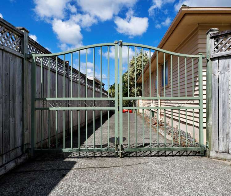 9a Chilcott Road Henderson_14