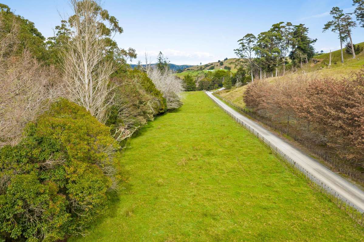 901 West Coast Road_4