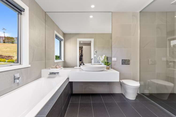 145 Okura River Road Okura_18