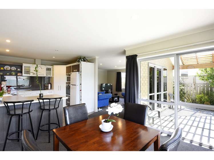 12 Glover Place Stoke_5