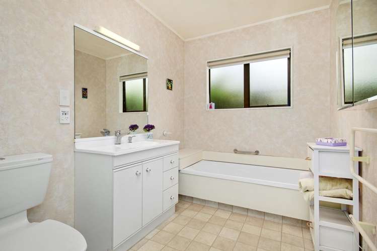 3/161 Main Road Tawa_14