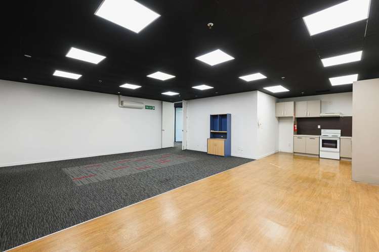 Level 1,58 Hazeldean Road Addington_15