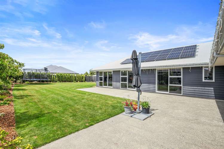 4 Coutts Lane West Melton_17