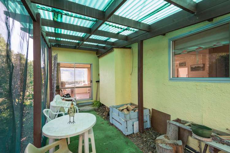 14 Esplanade Okiwi Bay_15