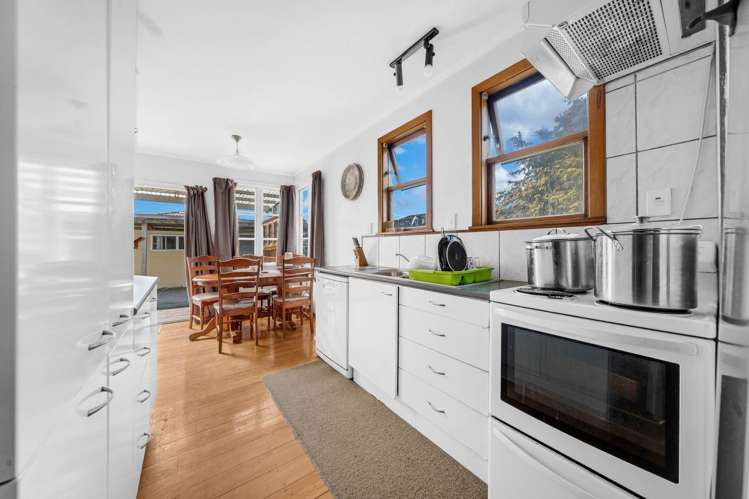 96 & 96B Carruth Road Papatoetoe_12