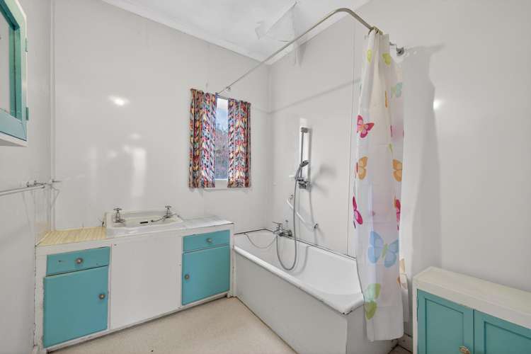 69 Hargood Street Woolston_12