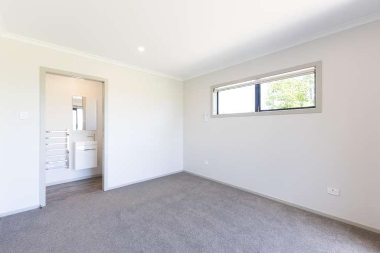 31A Pearce Street Halcombe_9