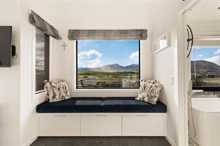 27B Rannoch Drive Jacks Point_10