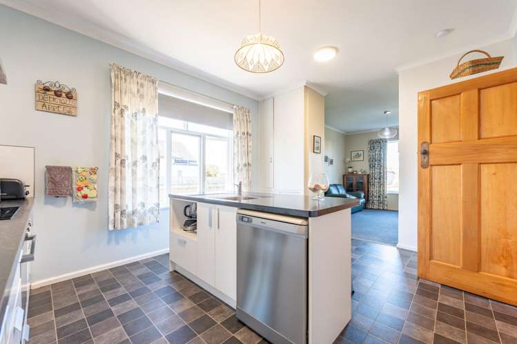 14/14A Torridge Street_3