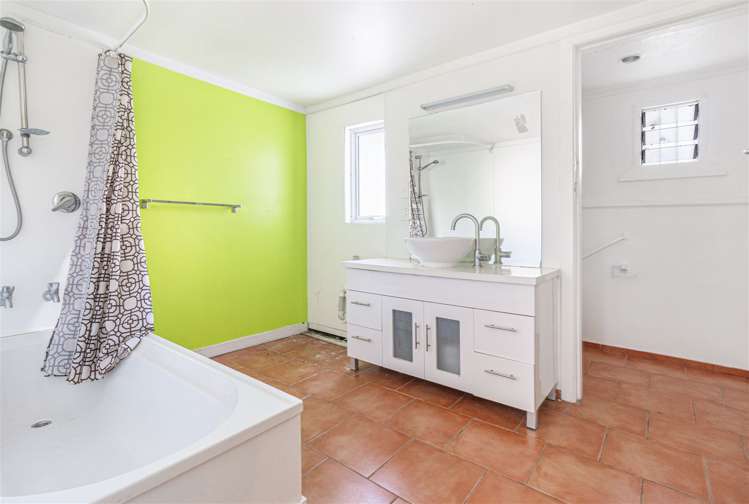 28 Heathcote Street Woolston_17