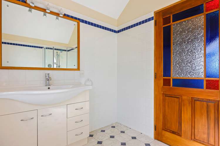 24 Bayview Place Cass Bay_19