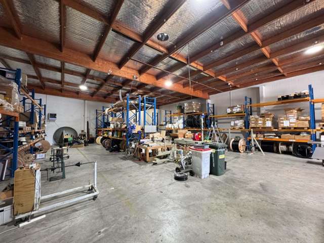 Unit 1 & 2 | 7 Old Wairoa Road Papakura_1