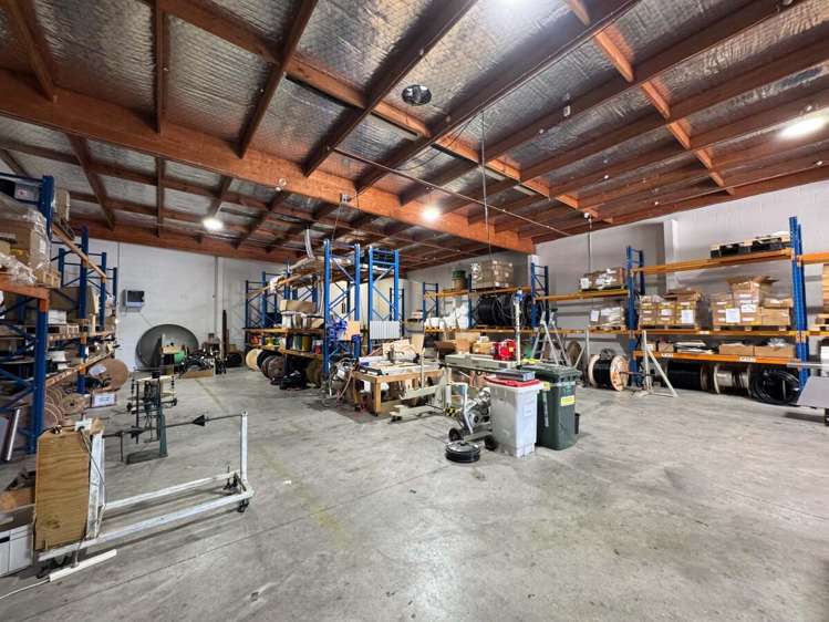 Unit 1 & 2 | 7 Old Wairoa Road Papakura_1