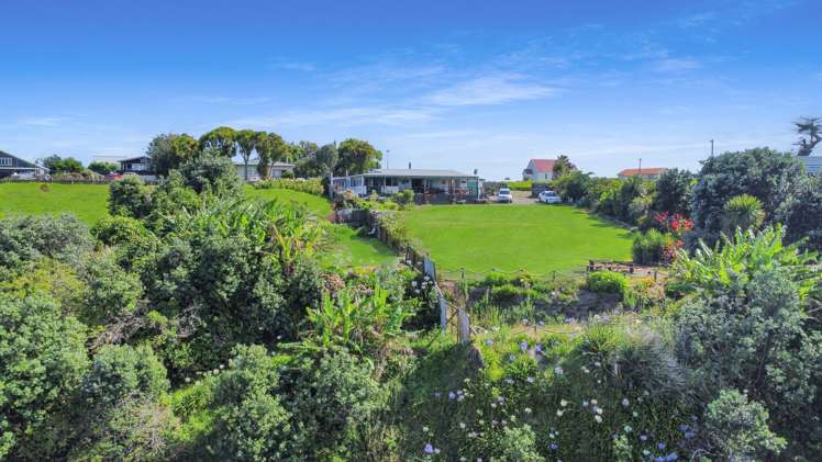 1E Te Kaha Church Road Te Kaha_32