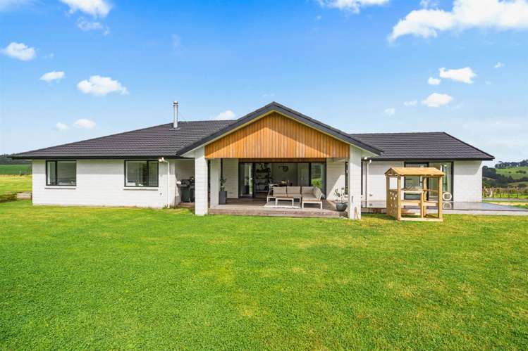 183a Gumtown Road Kamo_2