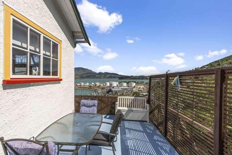 17 Cunningham Terrace Lyttelton_16