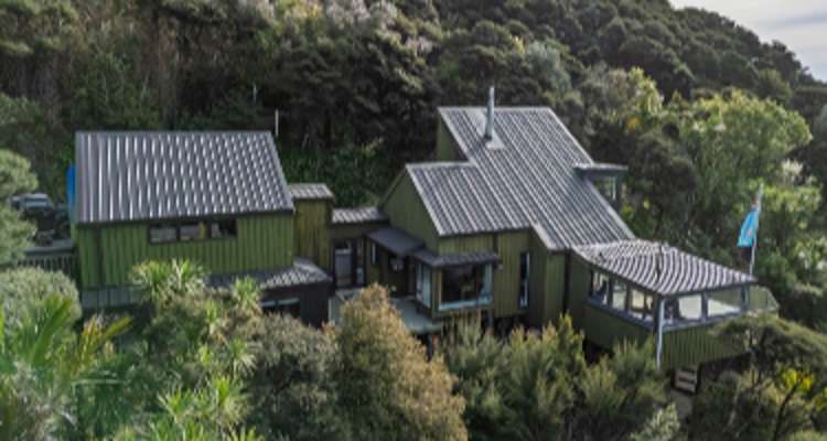 19 Te Kahikatoa Peninsula Road_0