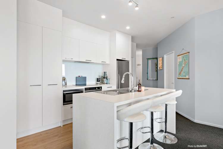 415/107 Thorndon Quay Pipitea_3