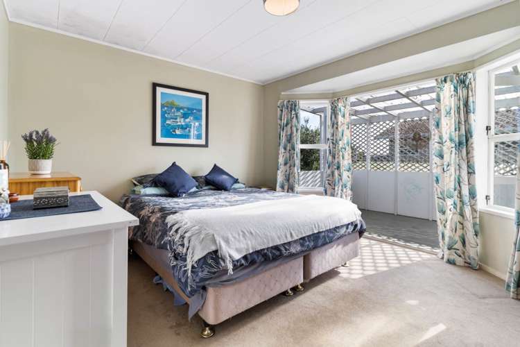 145 Chivalry Road Glenfield_13