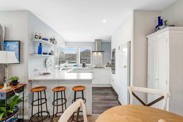 45 The Grove Red Beach_2