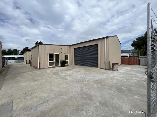 Tradies Unit in North Canterbury